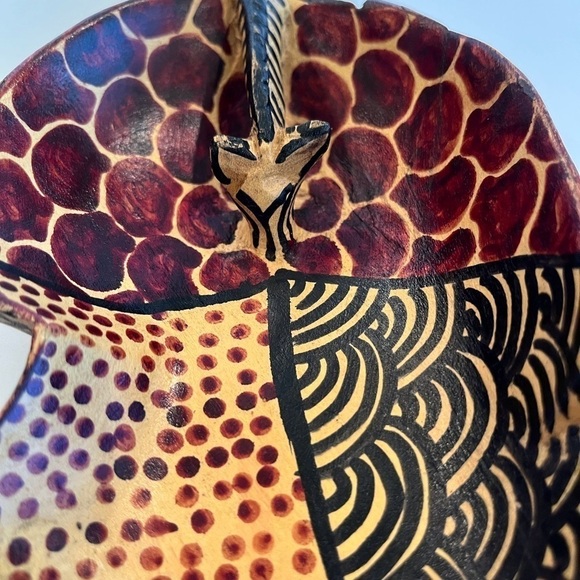 African Bowl with Zebra Drinking - Picture 4 of 10